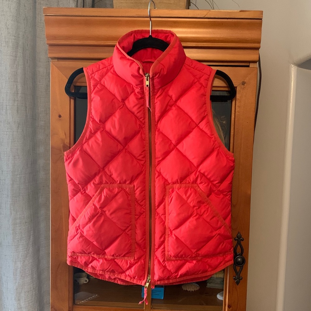 SOLD 🎉JCREW Red Quilted Winter Vest XS